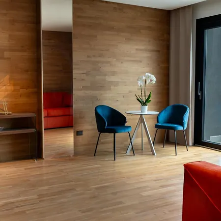Hotel Mon Luxury 4*
