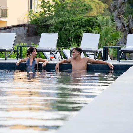 Mon Luxury 4* Nicolosi
