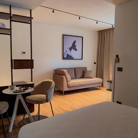 Mon Luxury 4* Nicolosi